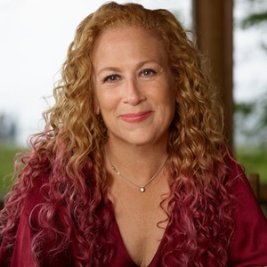 Jodi Picoult: photo by Tim Llewellyn